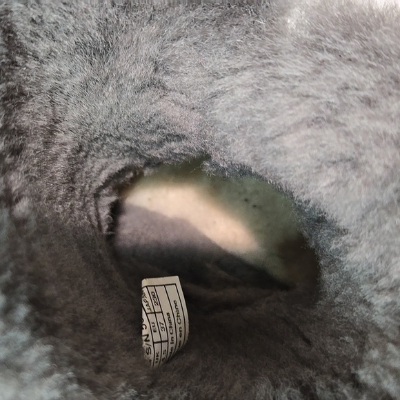 Ugg Australia Women 5803 Leather Sheepskin Bailey button II boots shoes sz 6 - Picture 9 of 15